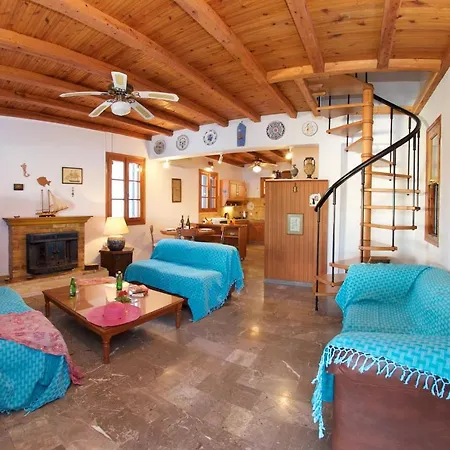 בית נופש Alex & Ada's Dream House In Fiscardo