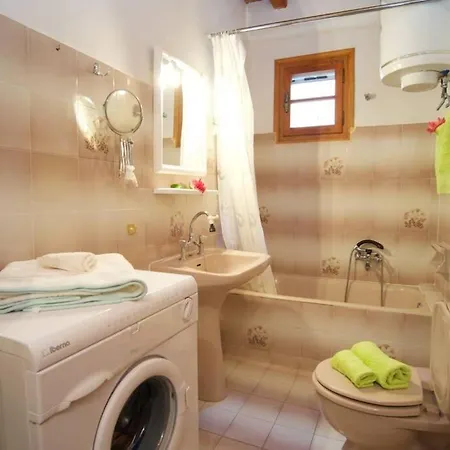 בית נופש Alex & Ada's Dream House In Fiscardo *
